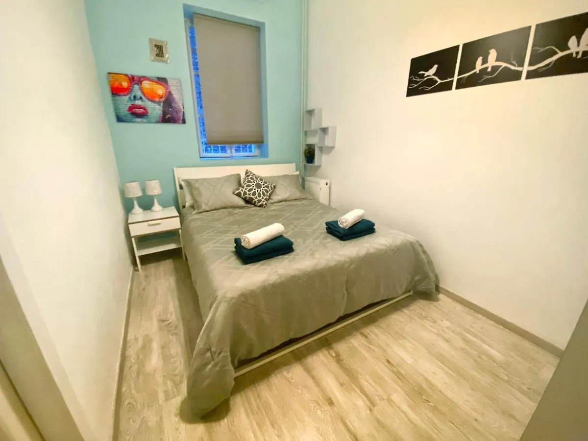 Blue Star Apartment Budapest 0*,